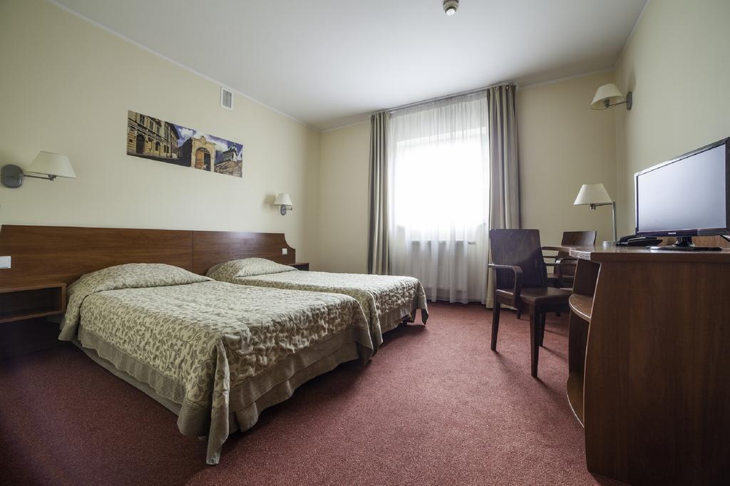 H6 Major Aparthotel Travel & Business, Free Parking Cracovia Exterior foto